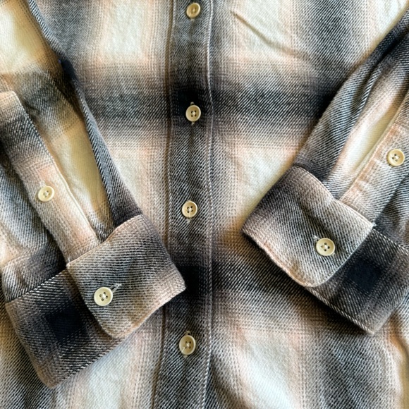 Like New Madewell Flannel Oversized Ex-Boyfriend Shirt in Robson Plaid, M - Picture 7 of 12